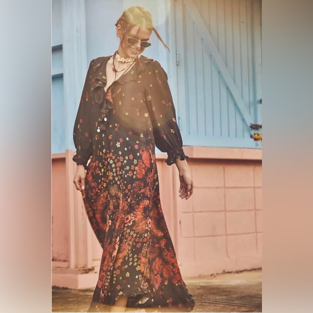 Free People Talsey black floral Maxi kaftan Dress Size Small.
